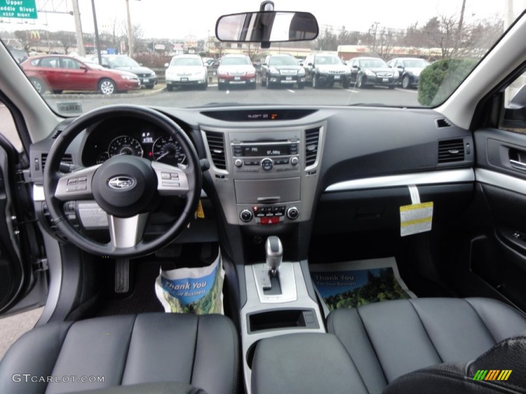 2011 Outback 2.5i Premium Wagon - Steel Silver Metallic / Off Black photo #24
