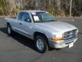 2001 Bright Silver Metallic Dodge Dakota Club Cab  photo #2