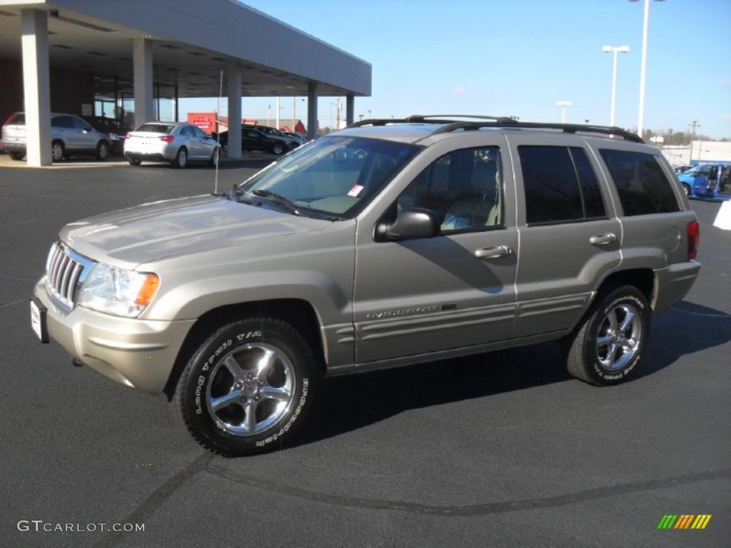 Light Khaki Metallic Jeep Grand Cherokee