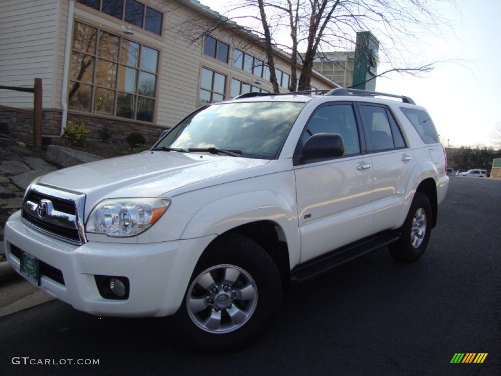 2006 4Runner SR5 - Natural White / Taupe photo #2