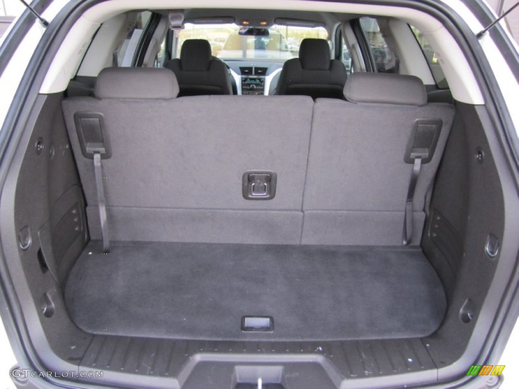 2011 Chevrolet Traverse LT AWD Trunk Photo #60557358