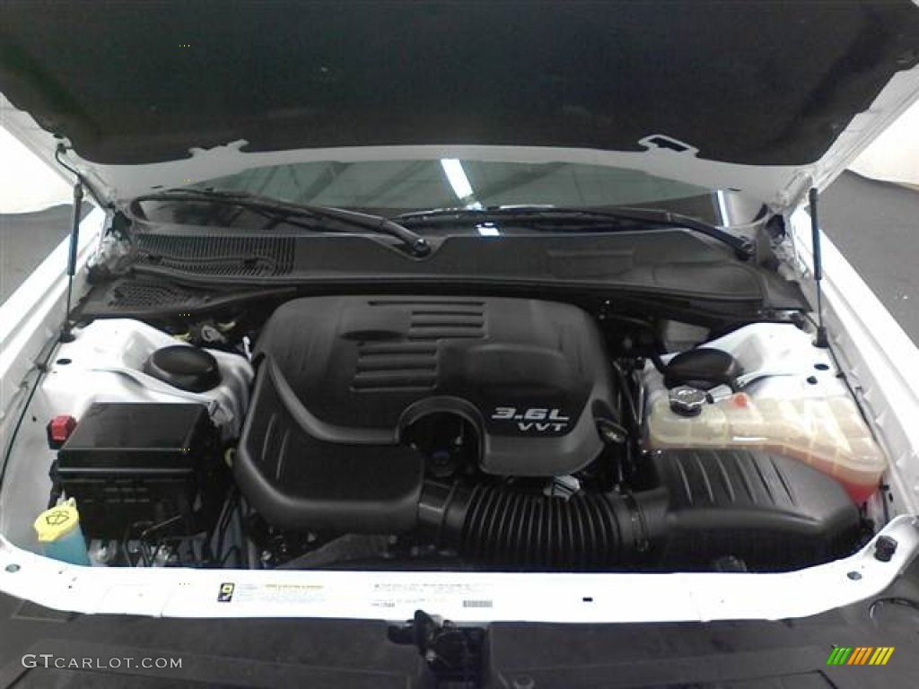 2011 Challenger SE - Bright White / Dark Slate Gray photo #19