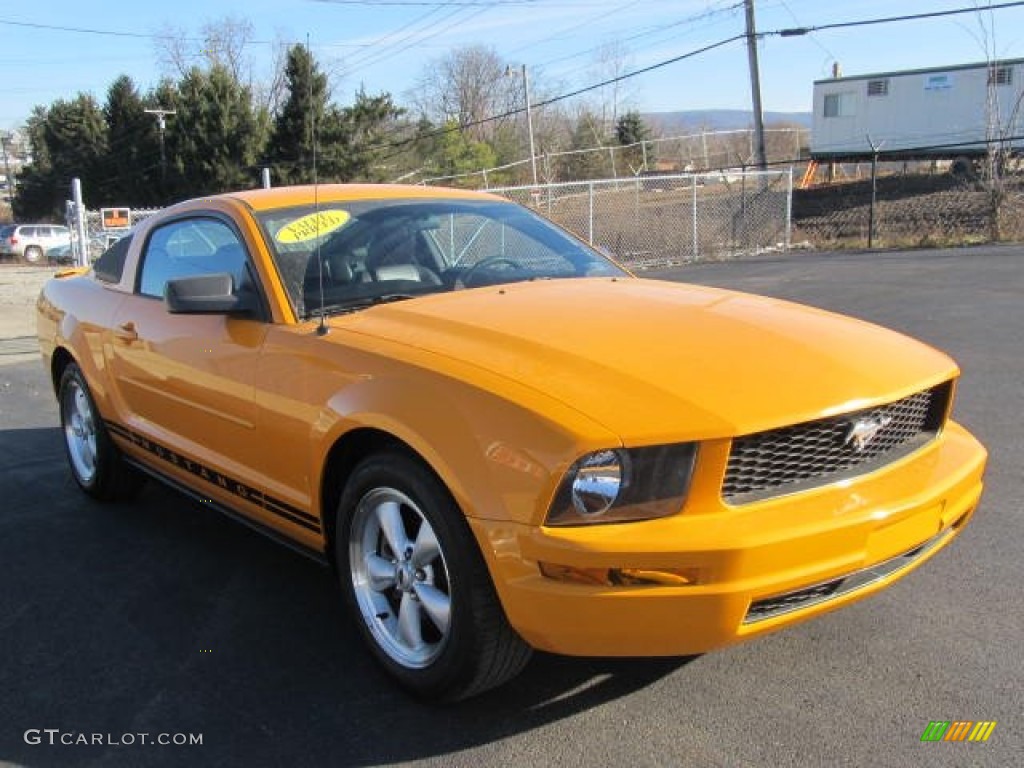 2007 Mustang V6 Premium Coupe - Grabber Orange / Dark Charcoal photo #5