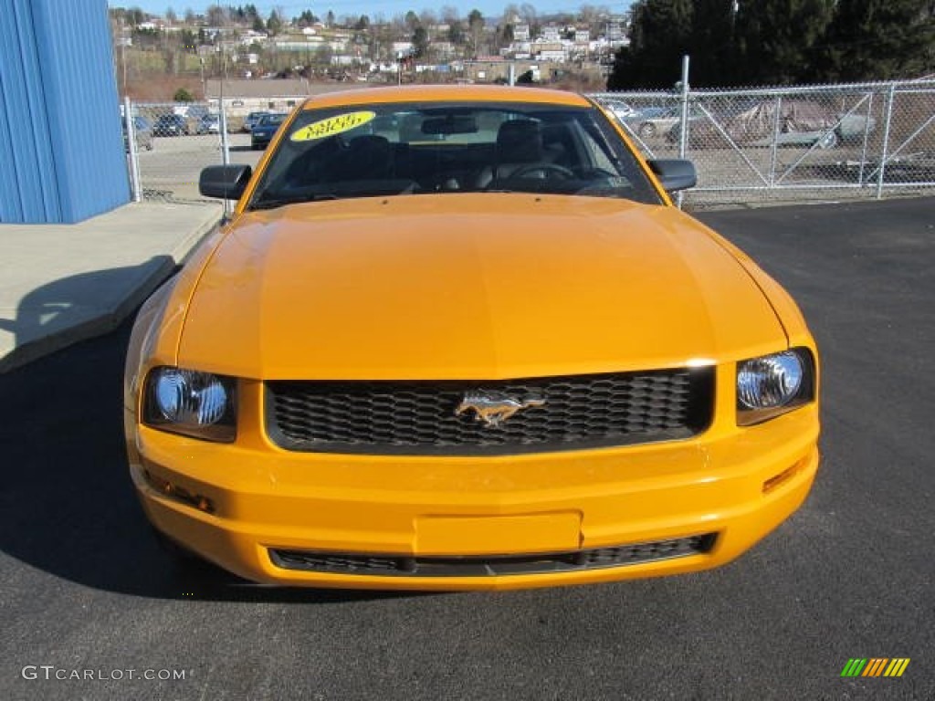 2007 Mustang V6 Premium Coupe - Grabber Orange / Dark Charcoal photo #6
