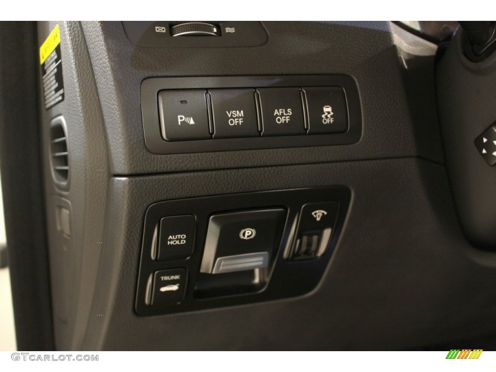 2011 Hyundai Equus Signature Controls Photo #60564785