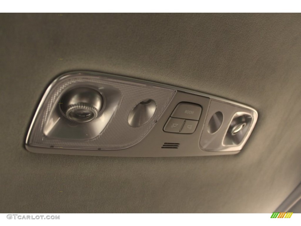 2011 Hyundai Equus Signature Controls Photo #60565157