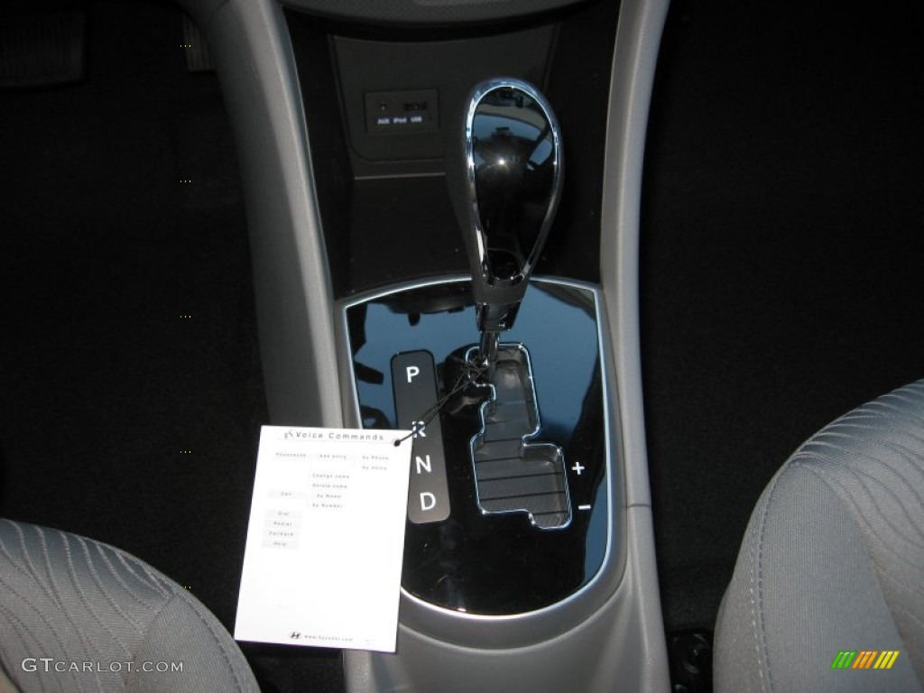 2012 Accent GLS 4 Door - Ironman Silver / Gray photo #25