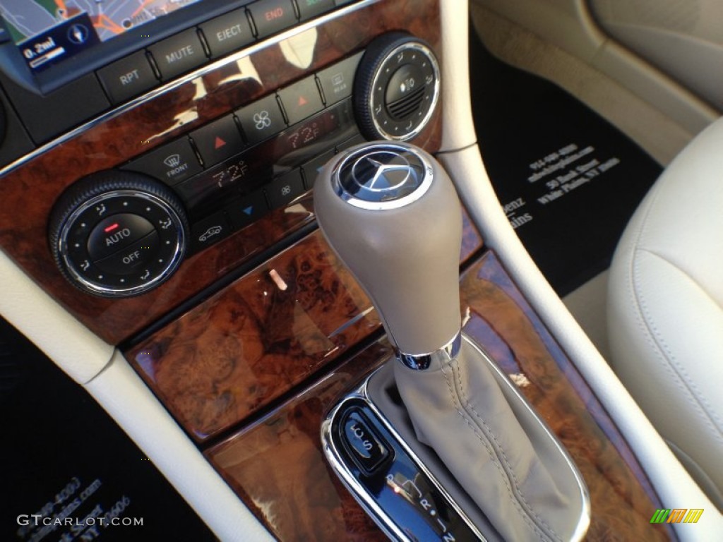 2009 CLK 350 Cabriolet - Majestic Black Metallic / Stone photo #17