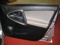 Classic Silver Metallic - RAV4 4WD Photo No. 18