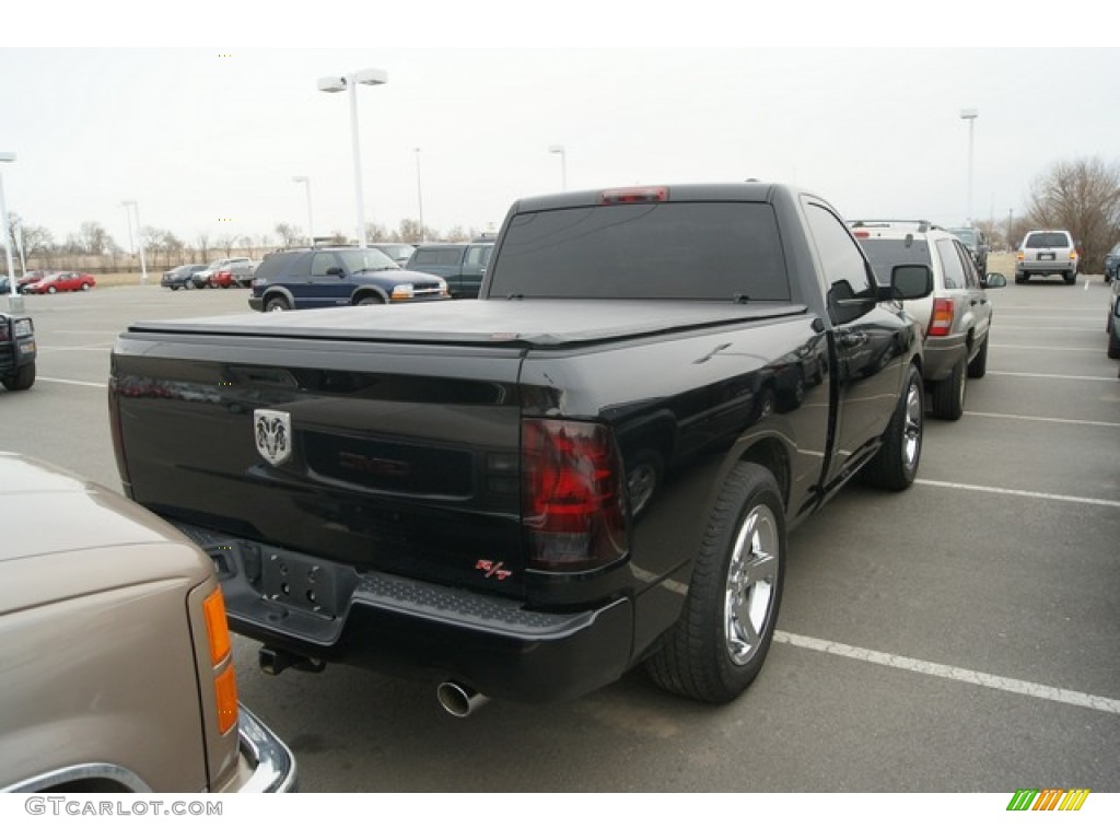 2010 Ram 1500 R/T Regular Cab - Brilliant Black Crystal Pearl / Dark Slate Gray photo #2