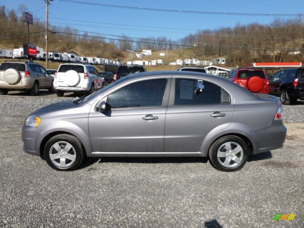 2010 Aveo LS Sedan - Medium Gray / Charcoal photo #4