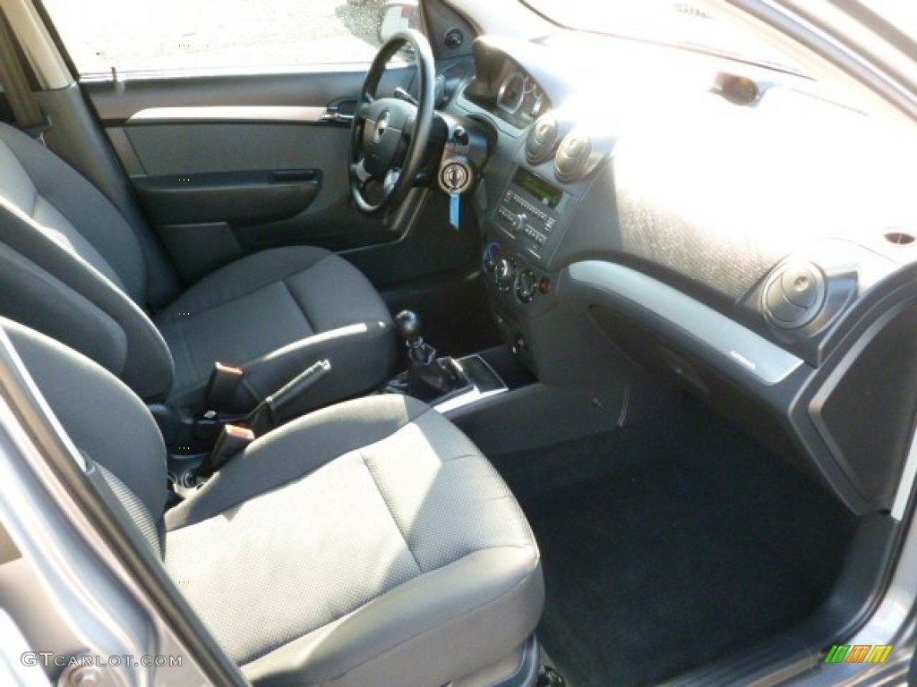 2010 Aveo LS Sedan - Medium Gray / Charcoal photo #9
