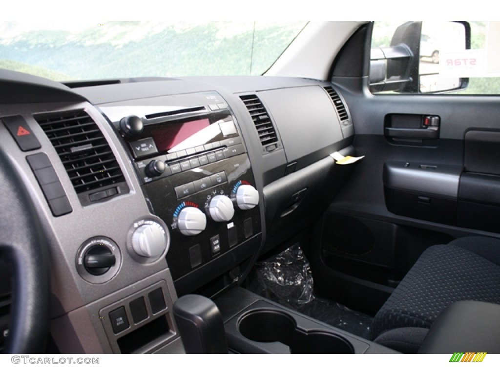 2012 Tundra CrewMax 4x4 - Black / Graphite photo #6