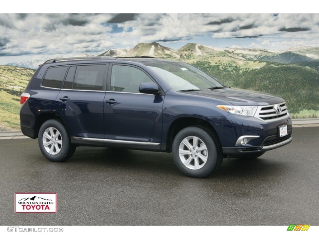 Nautical Blue Metallic Toyota Highlander