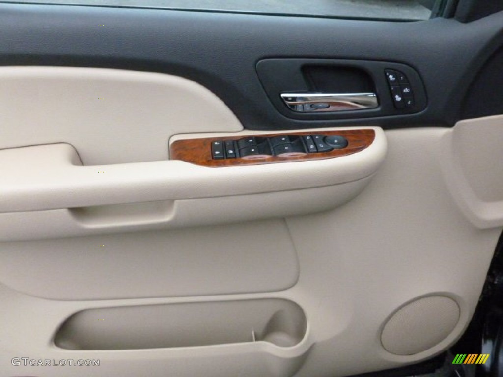 2008 Suburban 1500 LT 4x4 - Black / Light Cashmere/Ebony photo #19