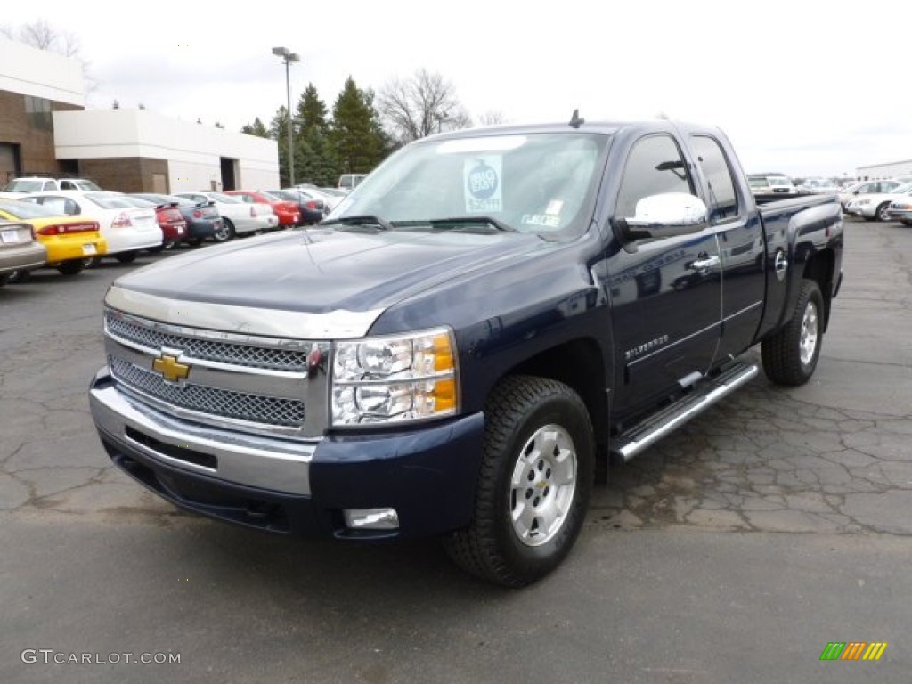 2010 Silverado 1500 LT Extended Cab 4x4 - Imperial Blue Metallic / Light Titanium/Ebony photo #3