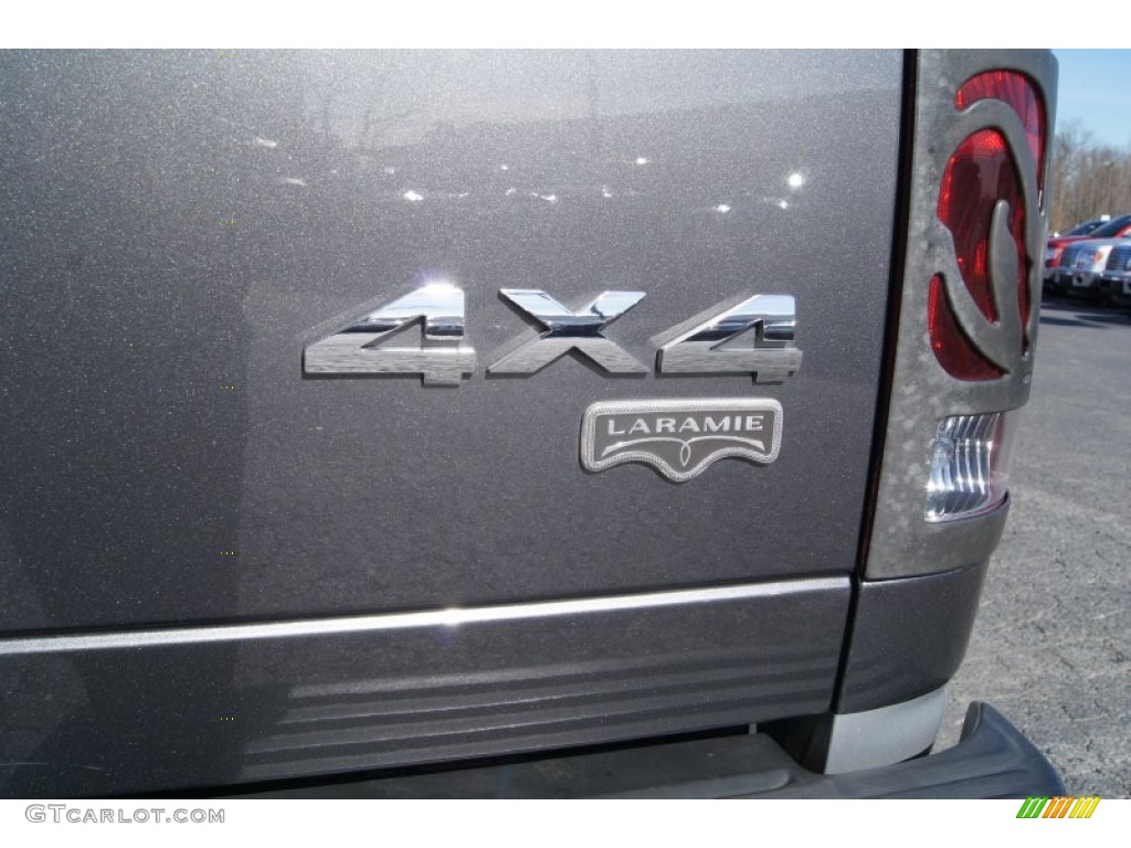 2004 Ram 1500 Laramie Quad Cab 4x4 - Graphite Metallic / Dark Slate Gray photo #21