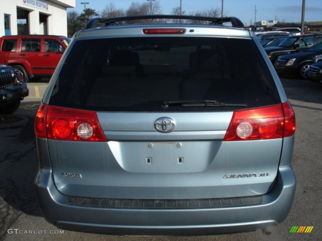 2006 Sienna XLE - Blue Mirage Metallic / Stone Gray photo #7