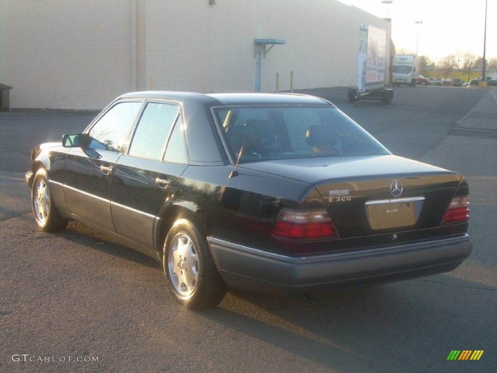 1995 E 320 Sedan - Black / Black photo #6