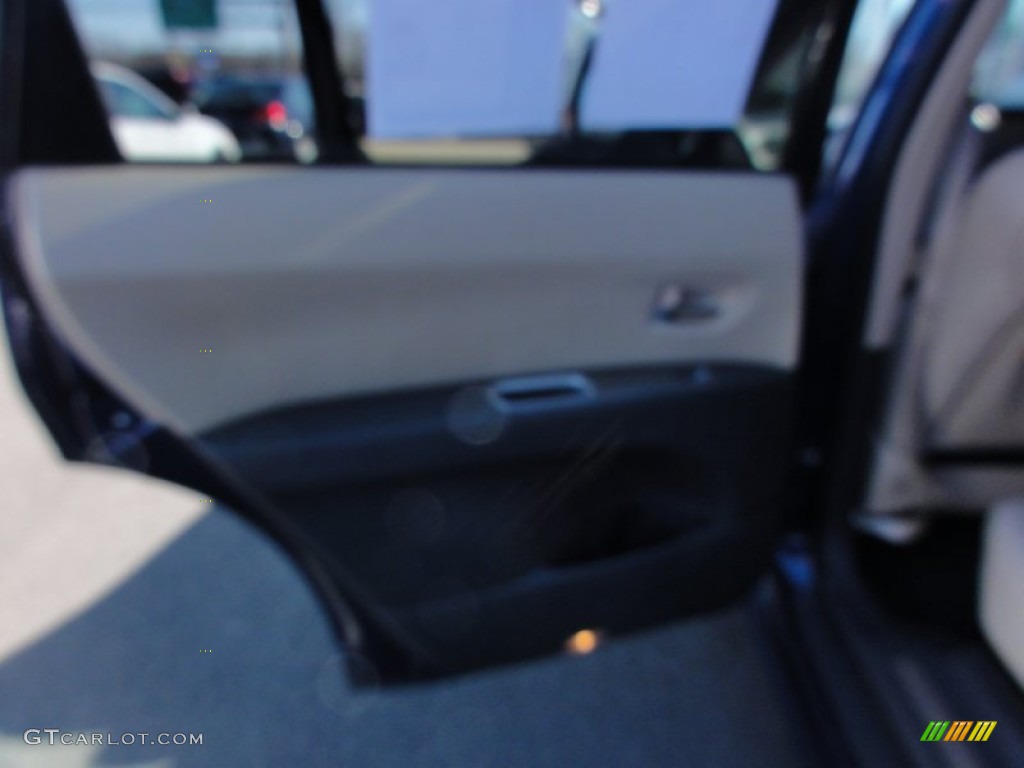 2011 Tribeca 3.6R Touring - Azurite Blue Pearl / Desert Beige photo #22