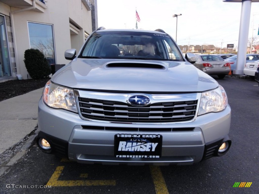 2009 Forester 2.5 XT Limited - Spark Silver Metallic / Platinum photo #9