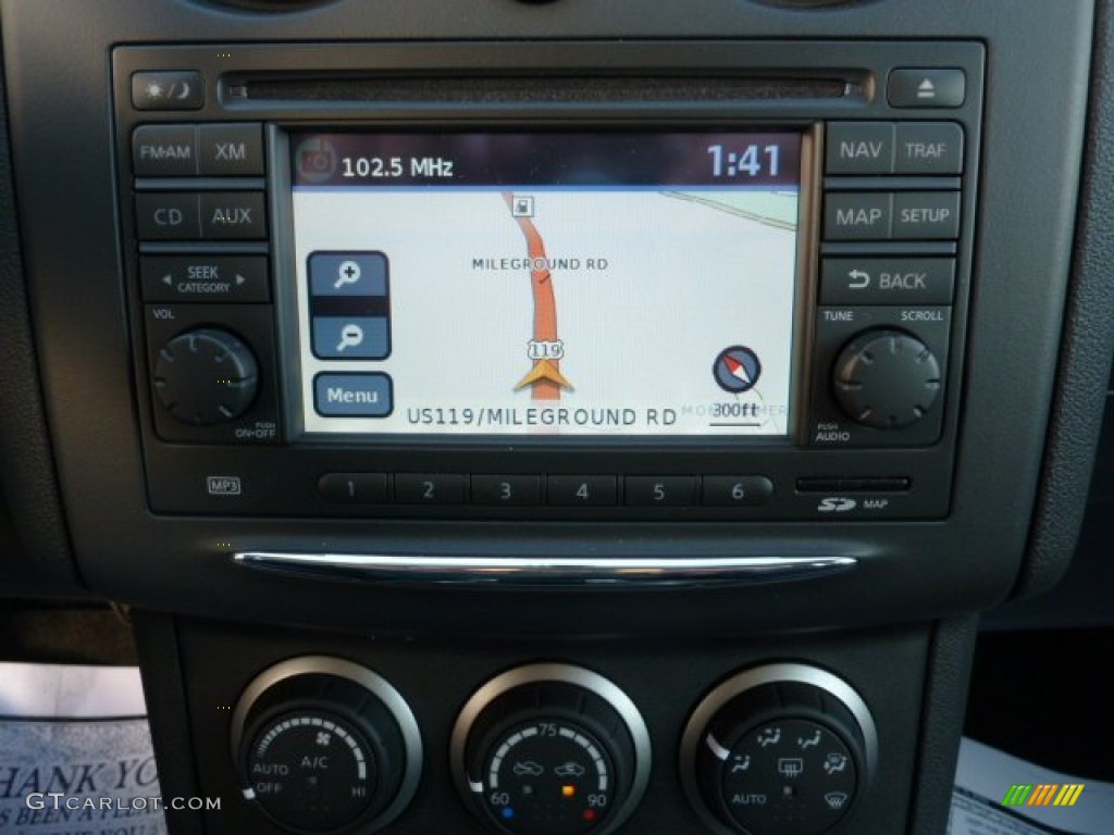 2011 Rogue SL AWD - Silver Ice Metallic / Black photo #19