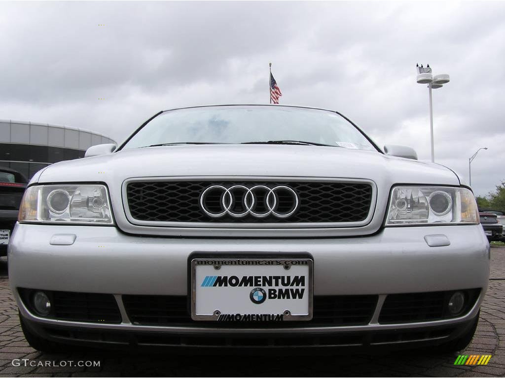 2001 A4 1.8T Sedan - Light Silver Metallic / Onyx photo #8