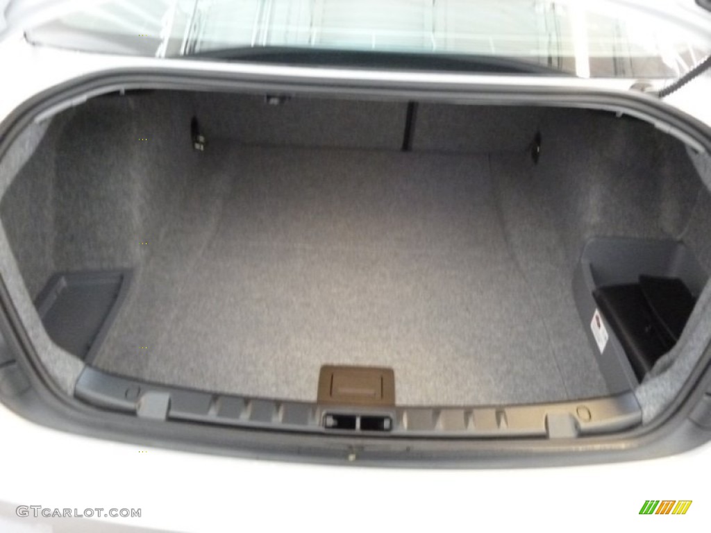 2012 BMW 3 Series 328i xDrive Coupe Trunk Photo #60593475