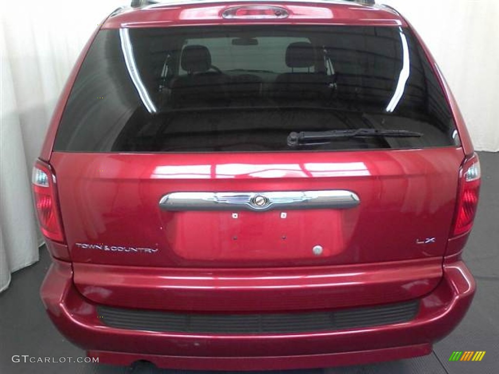 2007 Town & Country LX - Inferno Red Crystal Pearl / Medium Slate Gray photo #4