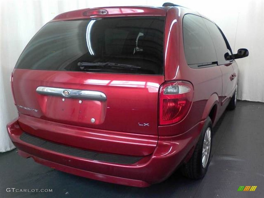 2007 Town & Country LX - Inferno Red Crystal Pearl / Medium Slate Gray photo #16