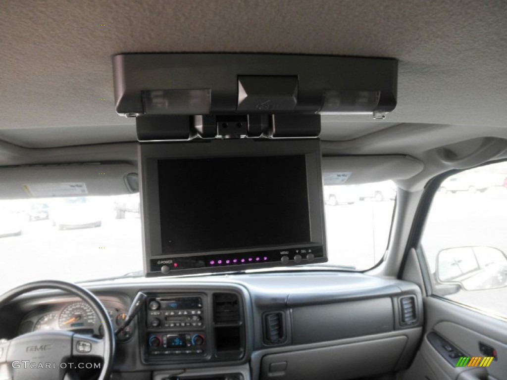 2004 Yukon XL 1500 SLT 4x4 - Silver Birch Metallic / Pewter/Dark Pewter photo #15