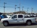 2004 Bright White Dodge Dakota SLT Quad Cab  photo #2