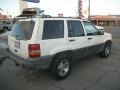 1997 Stone White Jeep Grand Cherokee Laredo 4x4  photo #2