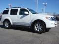 Avalanche White - Pathfinder S 4x4 Photo No. 2