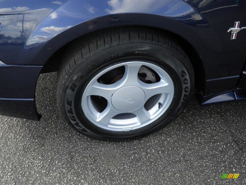 2003 Mustang V6 Coupe - True Blue Metallic / Dark Charcoal photo #25