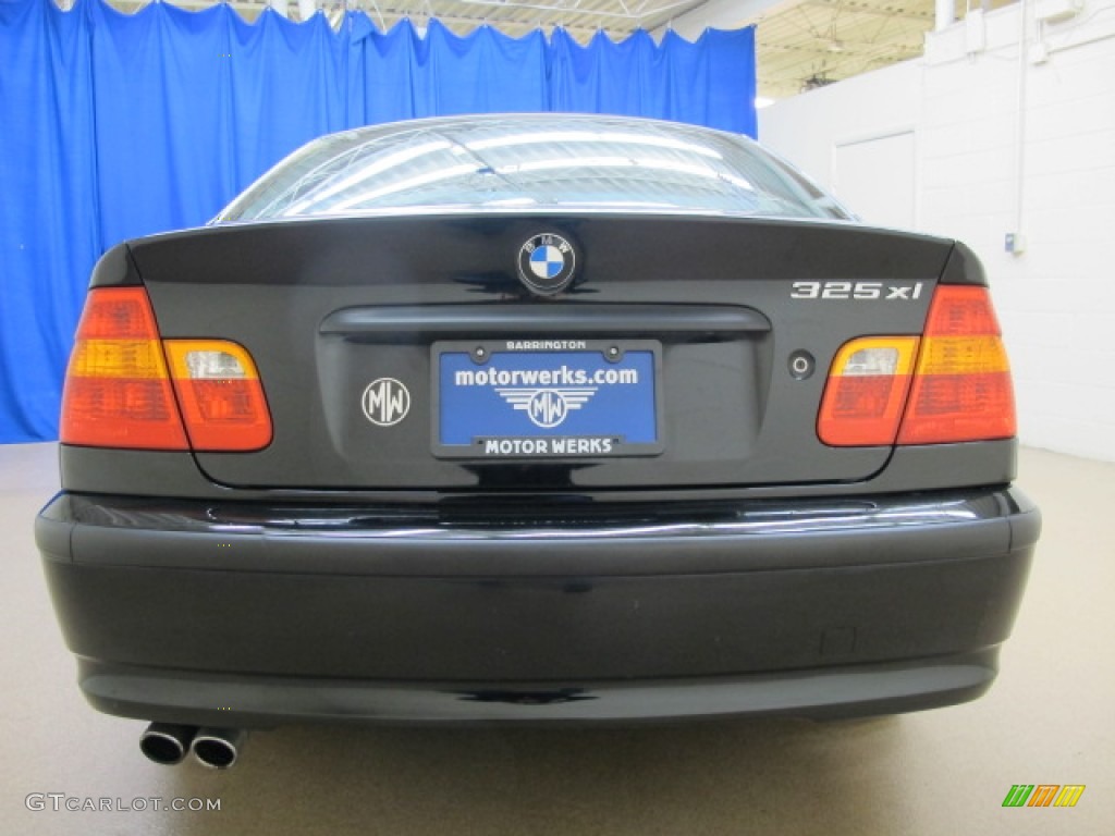 2002 3 Series 325xi Sedan - Jet Black / Black photo #8