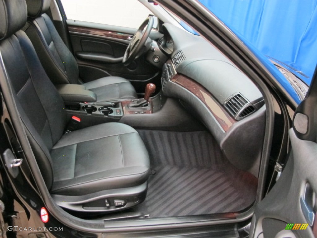 2002 3 Series 325xi Sedan - Jet Black / Black photo #20