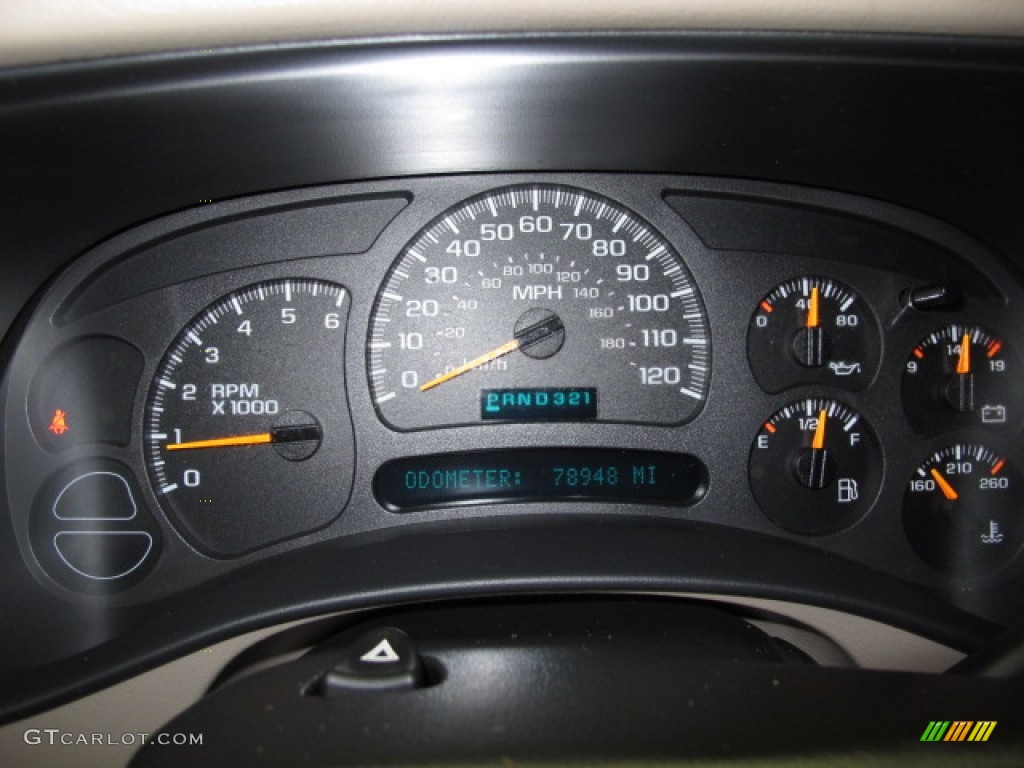 2004 Tahoe LT 4x4 - Silver Birch Metallic / Tan/Neutral photo #29