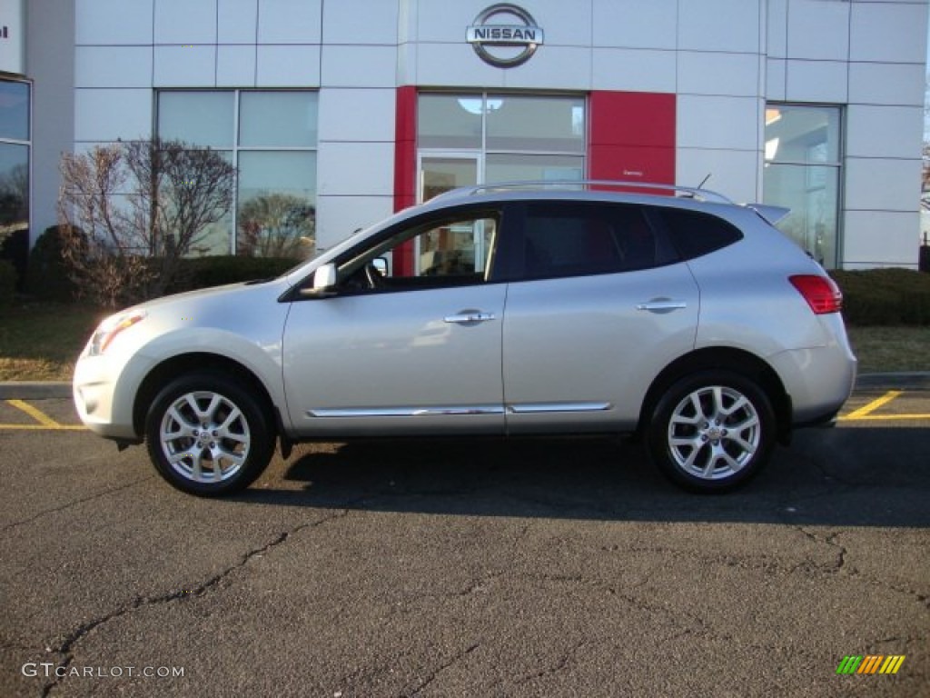 2011 Rogue SL AWD - Silver Ice Metallic / Black photo #3