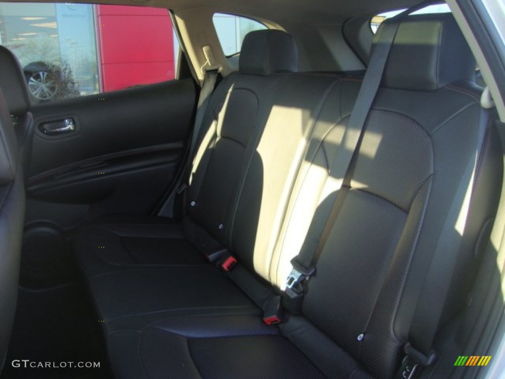 2011 Rogue SL AWD - Silver Ice Metallic / Black photo #25
