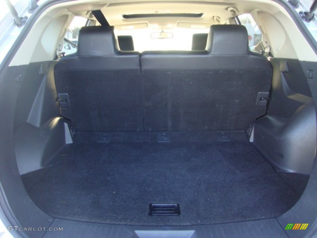 2011 Rogue SL AWD - Silver Ice Metallic / Black photo #26
