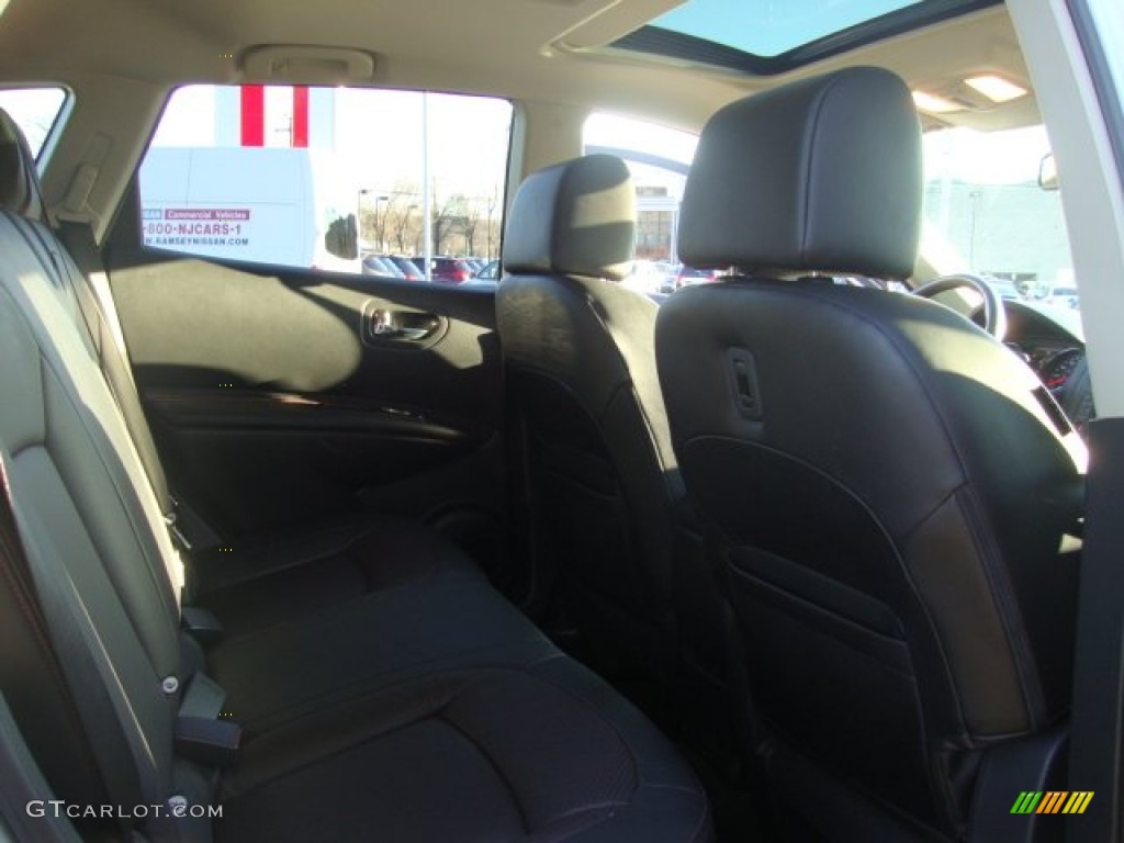 2011 Rogue SL AWD - Silver Ice Metallic / Black photo #27