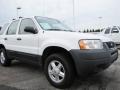 2004 Oxford White Ford Escape XLS V6  photo #4