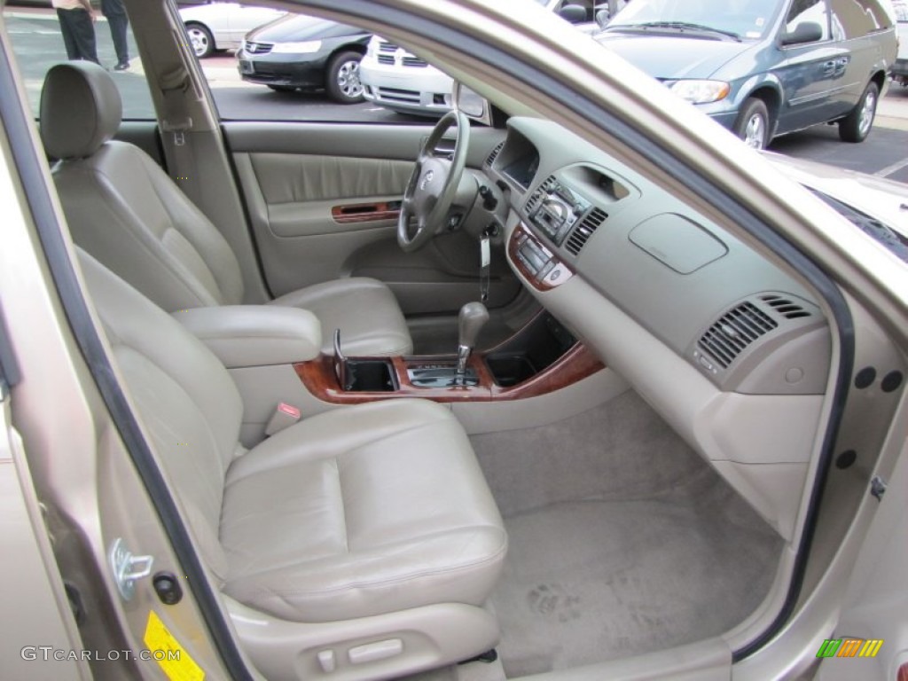Taupe Interior 2002 Toyota Camry Xle V6 Photo 60612167