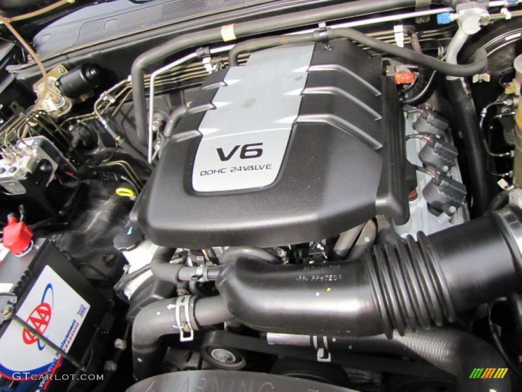 2001 Isuzu Rodeo LS 4WD Engine Photos