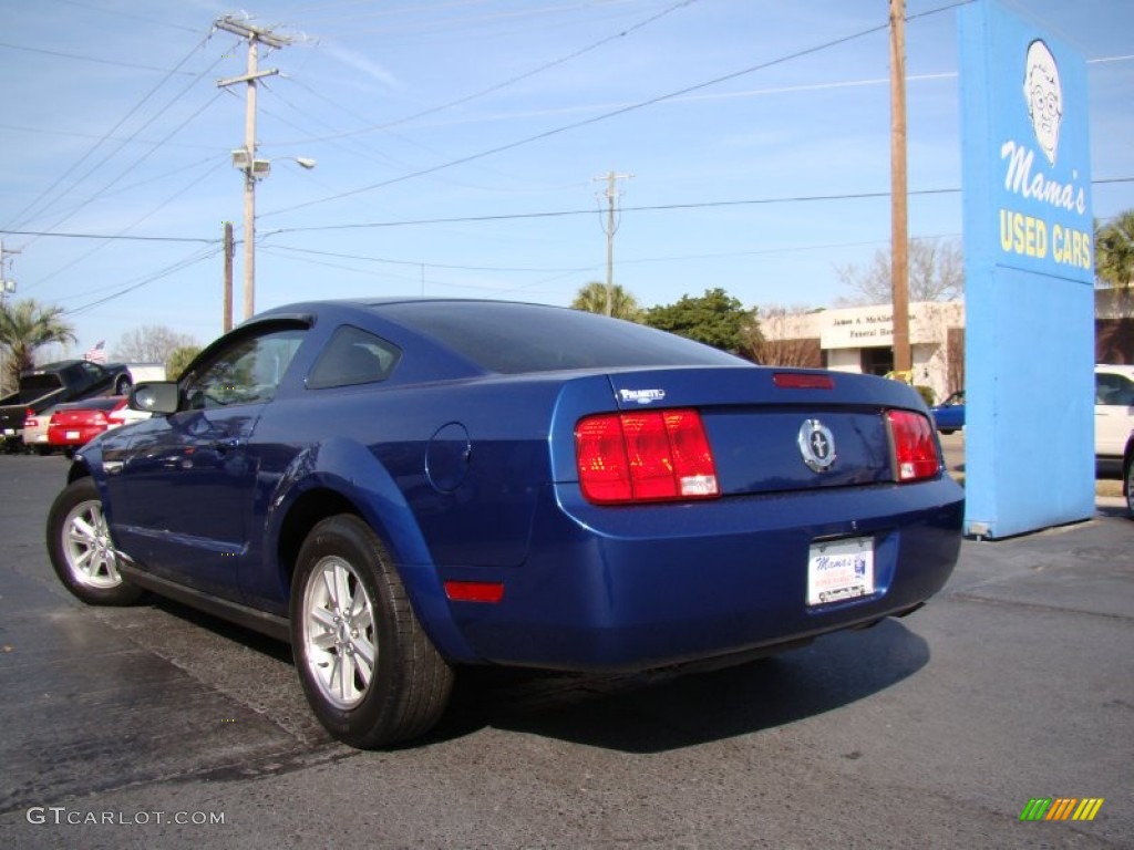 2007 Mustang V6 Deluxe Coupe - Vista Blue Metallic / Medium Parchment photo #27