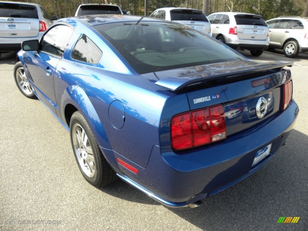 2006 Mustang GT Premium Coupe - Vista Blue Metallic / Light Graphite photo #13