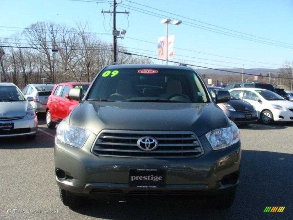2009 Highlander V6 4WD - Cypress Green Pearl / Sand Beige photo #2