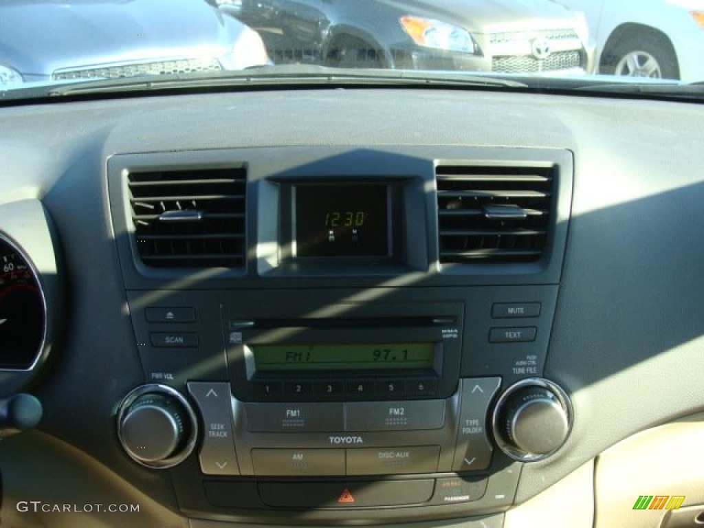 2009 Highlander V6 4WD - Cypress Green Pearl / Sand Beige photo #11