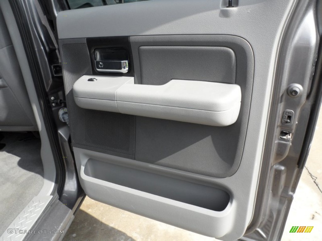 2005 F150 XLT SuperCrew - Dark Shadow Grey Metallic / Medium Flint/Dark Flint Grey photo #21